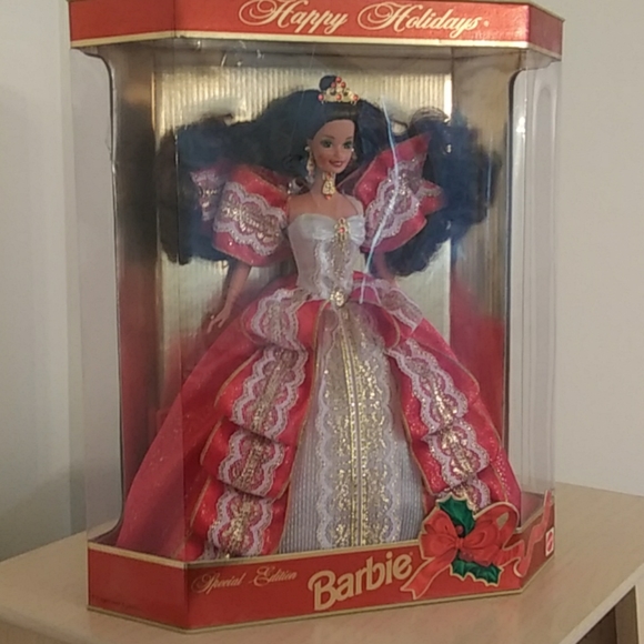 Happy Holidays Barbie Special Edition Barbie 1997 - Picture 7 of 8